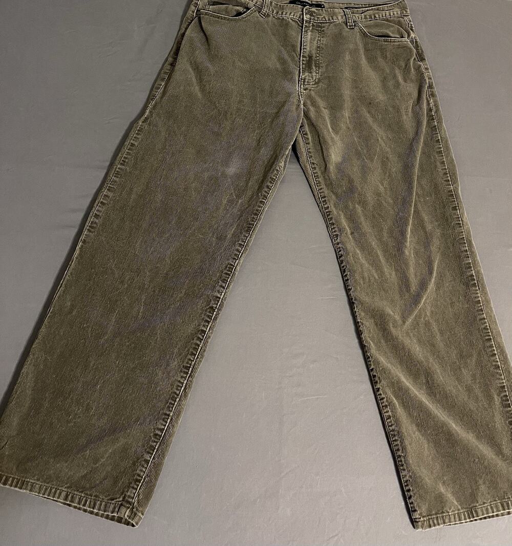 Calvin Klein Mens 38 Olive Corduroy Jeans Straight Leg Good Condition